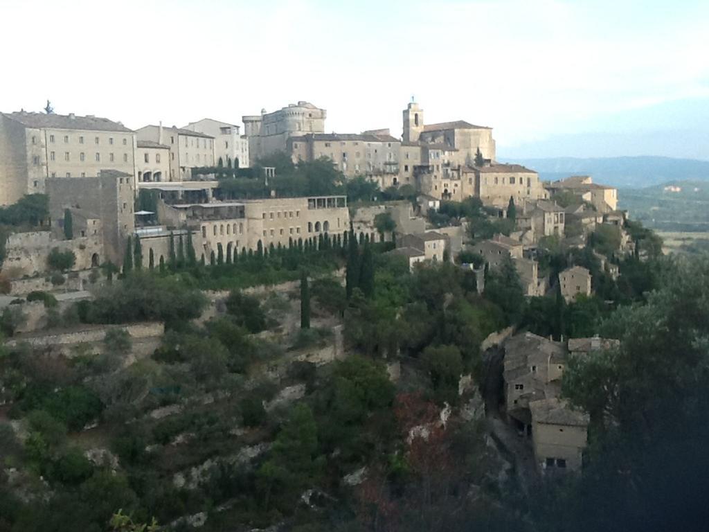 Апартаменты Gordes Le Bastidon Экстерьер фото