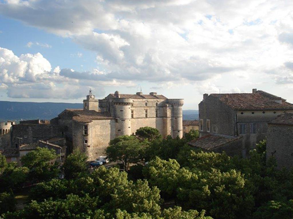 Апартаменты Gordes Le Bastidon Экстерьер фото